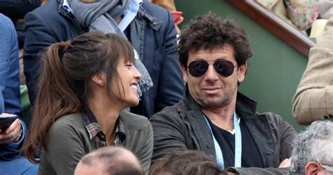 Patrick Bruel : qui est Clémence, sa compagne de 35 .